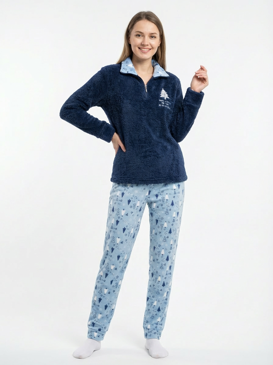 Pyjama Chaud et Moelleux avec Broderie Sapin et Design Bleu Floconné