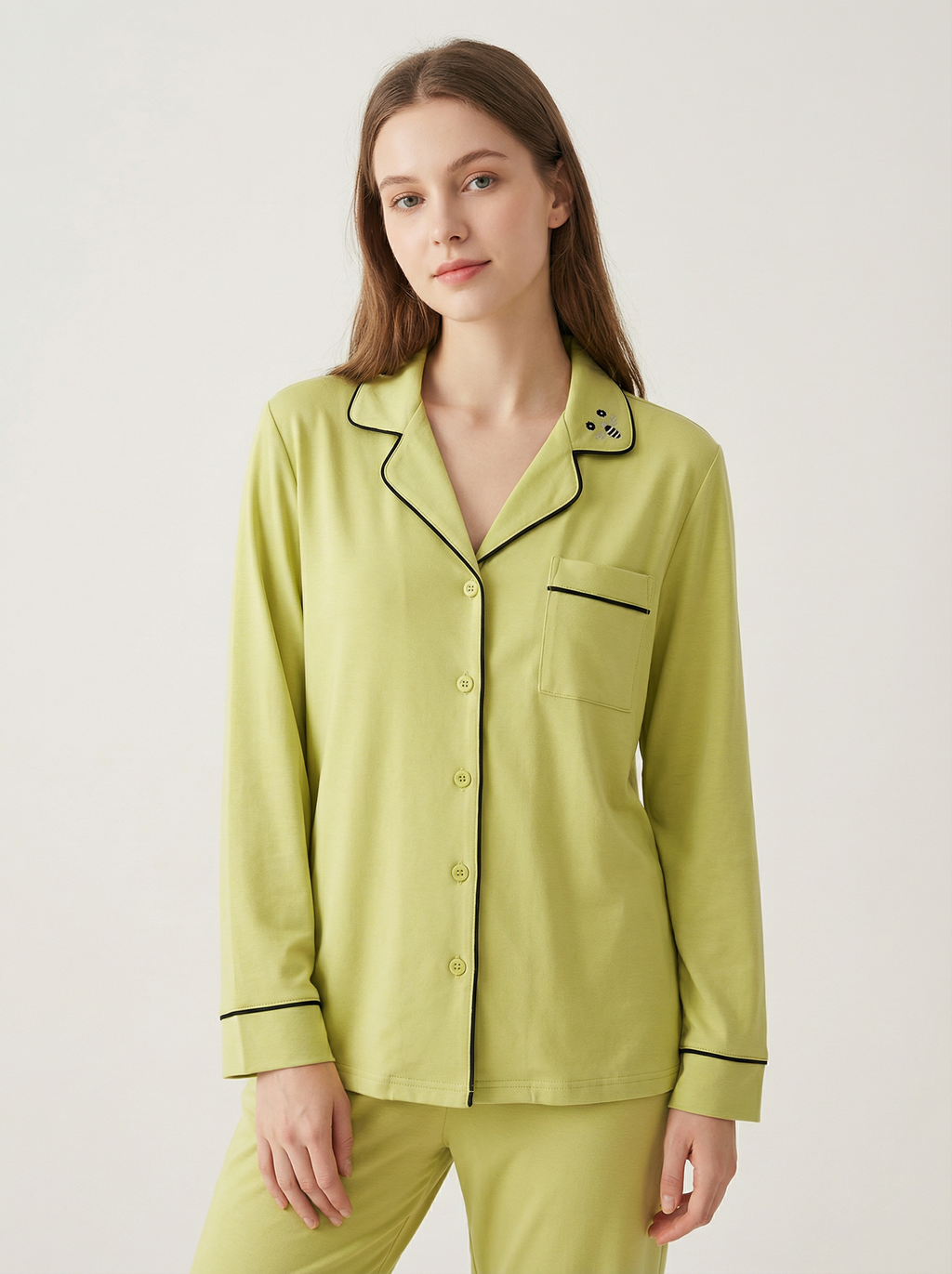 Ensemble Pyjama Classique en Vert Citron & Finitions Noires