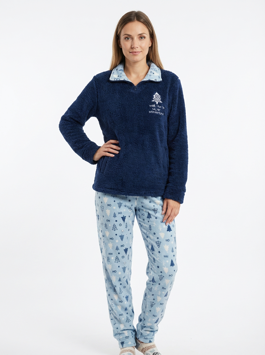 Pyjama Chaud et Moelleux avec Broderie Sapin et Design Bleu Floconné