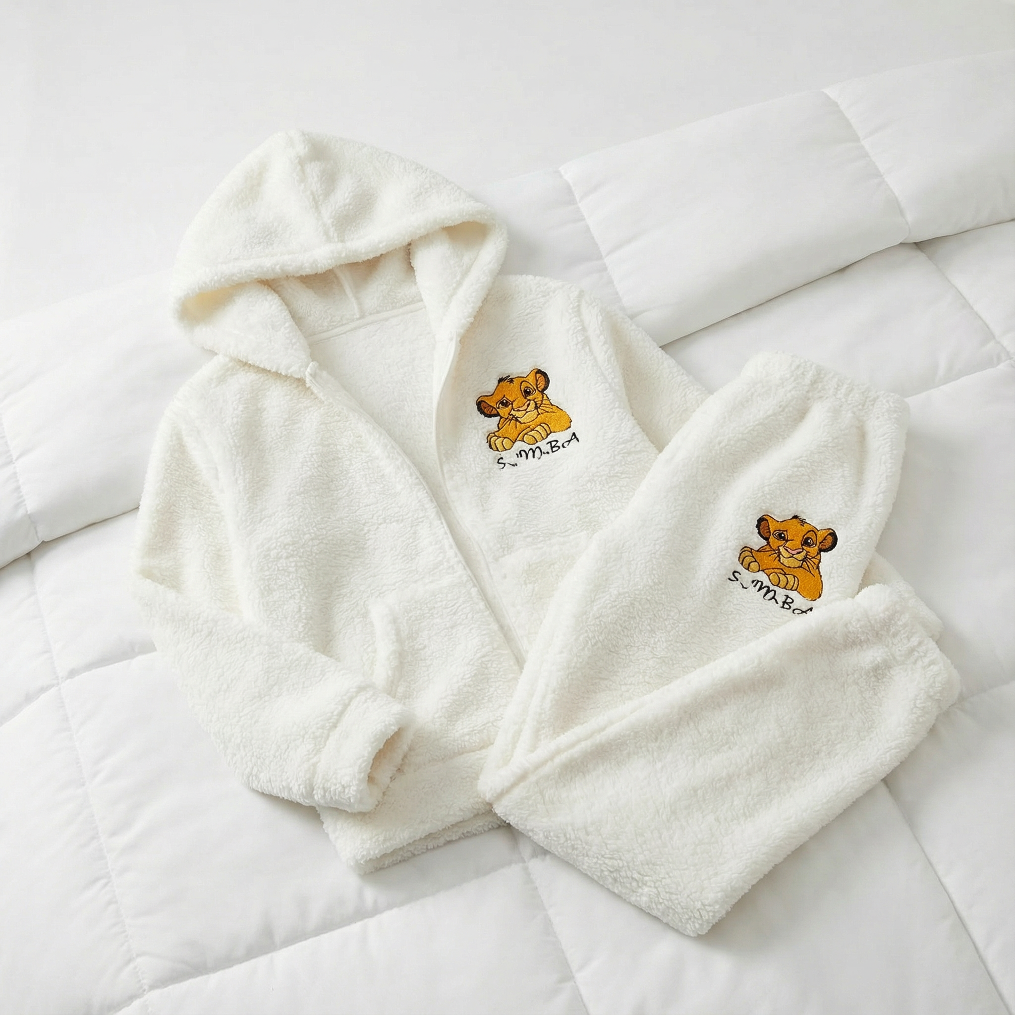 Survêtement/Pyjama Moelleux Crème - Broderie Tête de Simba et Capuche